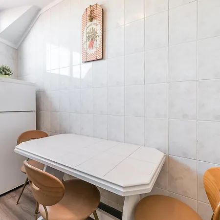 Guestready - Red Stripes Apartment Porto