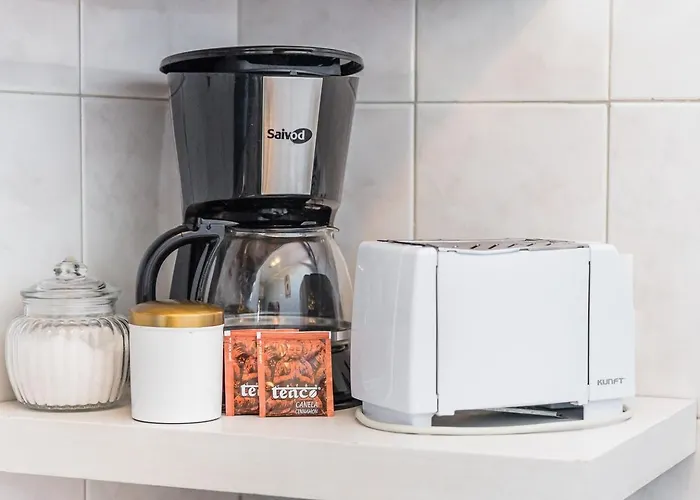 Guestready - Red Stripes Oporto