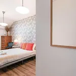 Daire Guestready - Red Stripes *