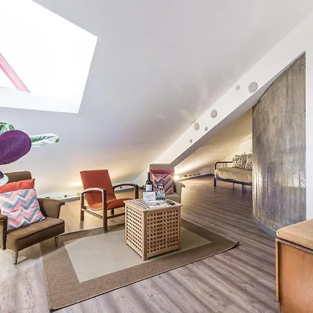 Апартаменты Guestready - Red Stripes *