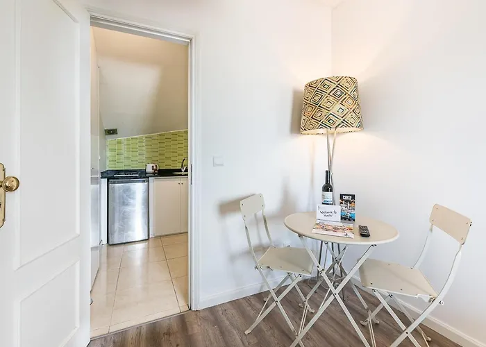 Guestready - Red Stripes Apartman Porto