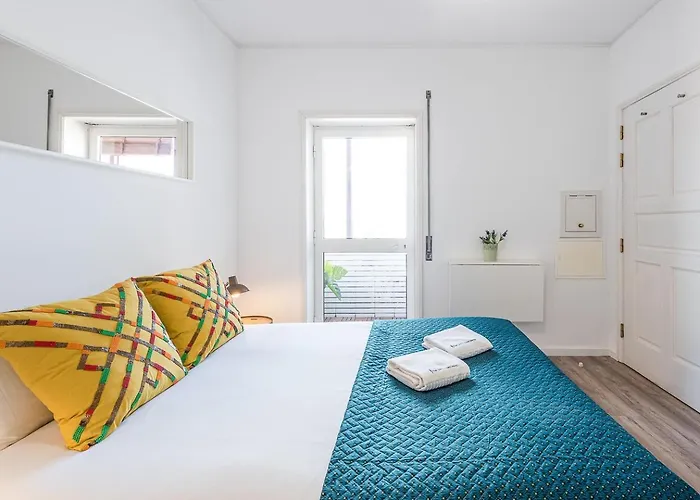 Guestready - Red Stripes Lejlighed *