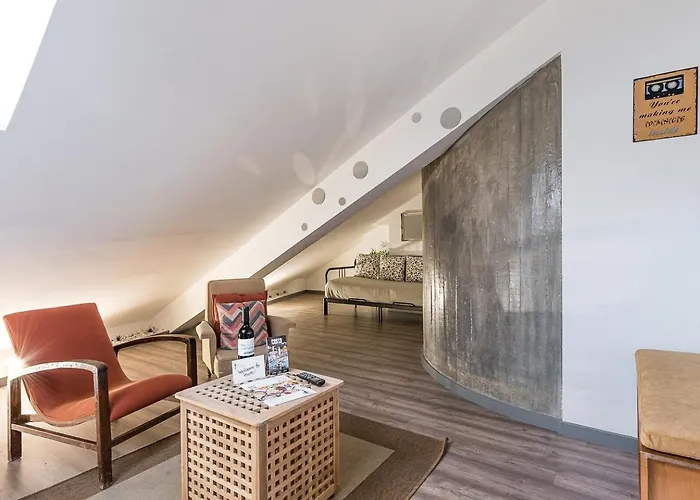 Apartman Guestready - Red Stripes