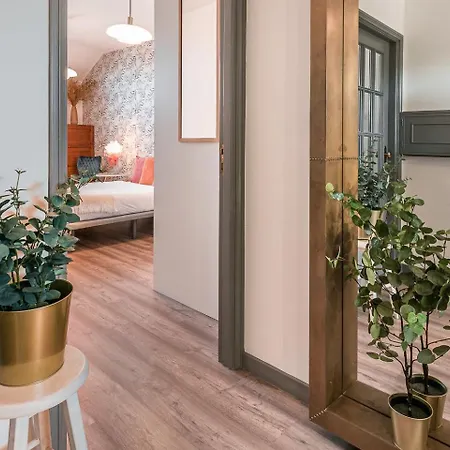 Guestready - Red Stripes Apartment *