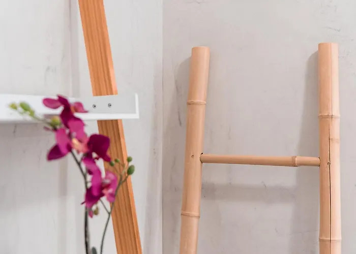 Apartament Guestready - Red Stripes